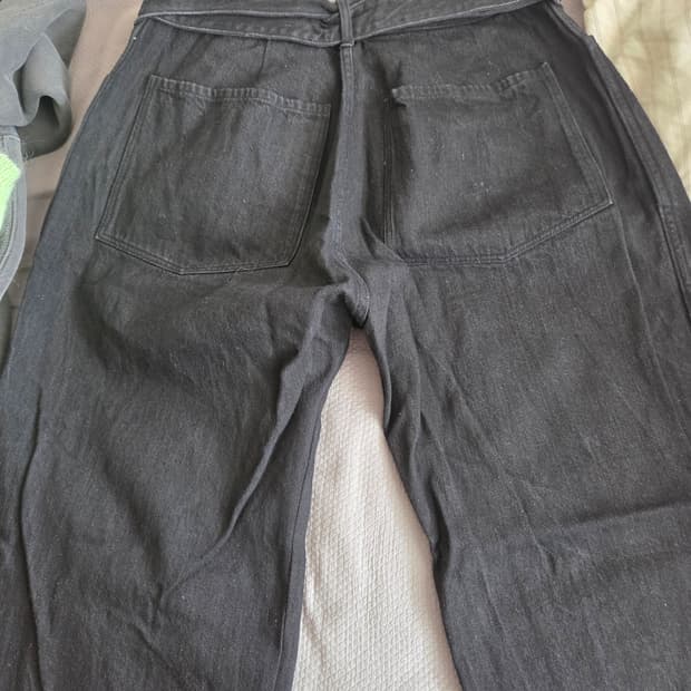 코모리 벨티드 팬츠