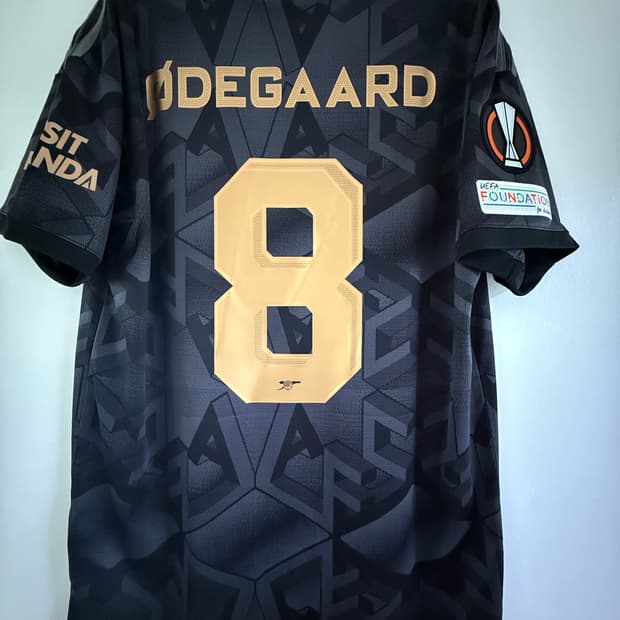 아디다스 아스날 22-23 어웨이 외데고르