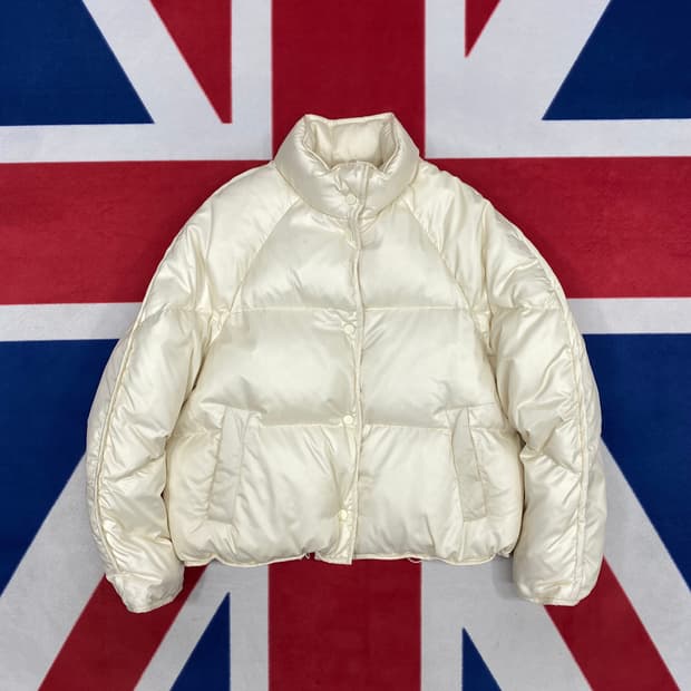 인사일런스 글로시 구스다운패딩 여성S 