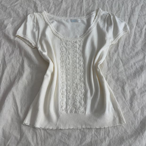 아이보리 딱붙 러블리 긱시크 반팔 니트