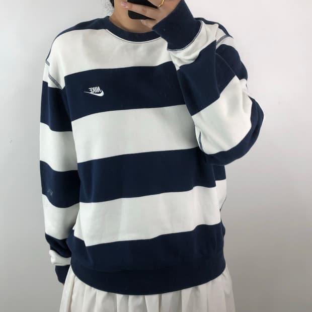 [XL] 나이키 스트라이프 맨투맨