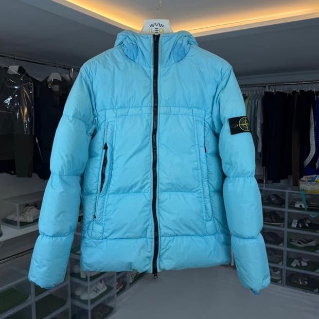 [리오브전포점] 스톤아일랜드 크링클랩스 후드 패딩