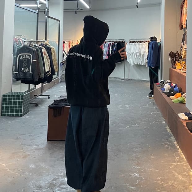 디스이즈네버댓 블랙 로고프린팅 후드티 H1081