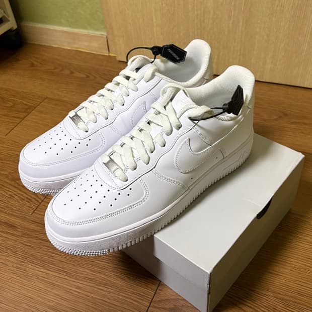 290) 나이키 에어포스 1 '07 로우 화이트