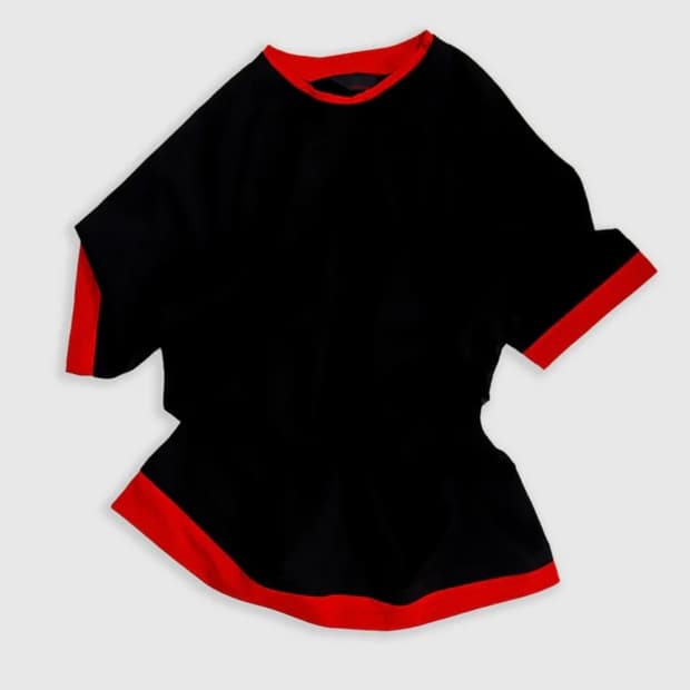 Anytime loreak peony layered T-shirt