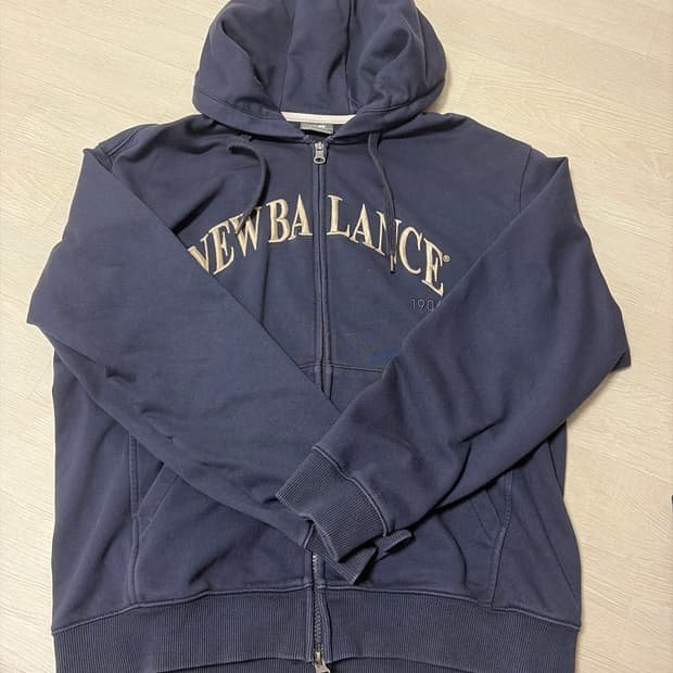 뉴발란스 후두집업