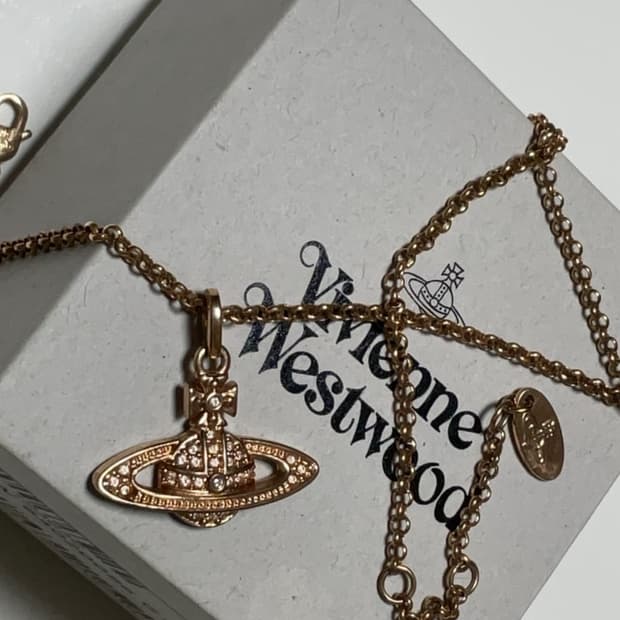 비비안웨스트우드 목걸이