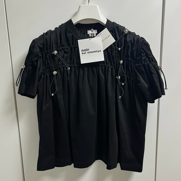 [XS,S]느와 케이 니노미아 Ruched 저지 티셔츠/블랙