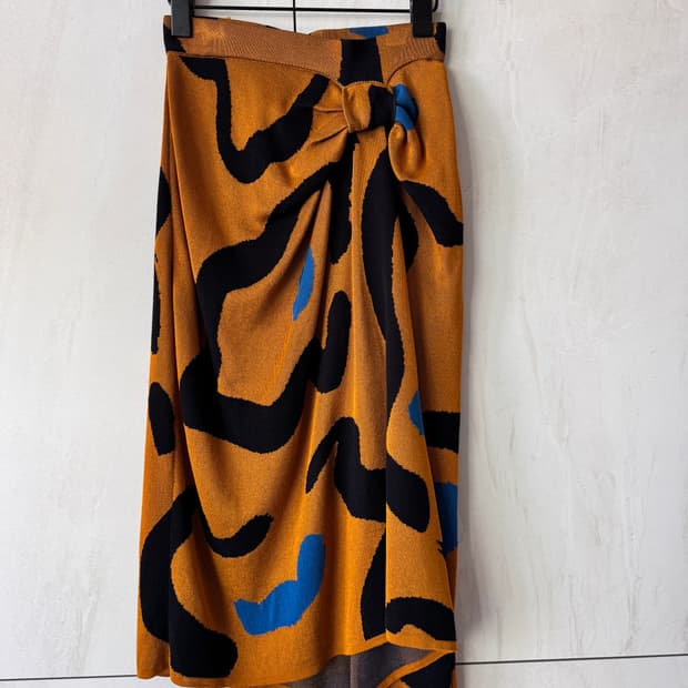 새상품 Christian Wijnants 패턴 스커트 XS(44사이즈)