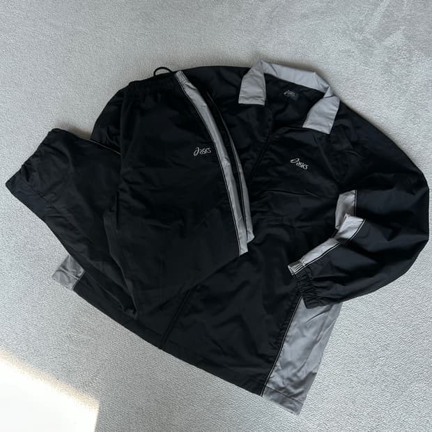 아식스 바람막이 셋업