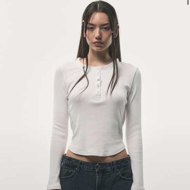 포더웨더 sheer henry neck T-shirt (White)