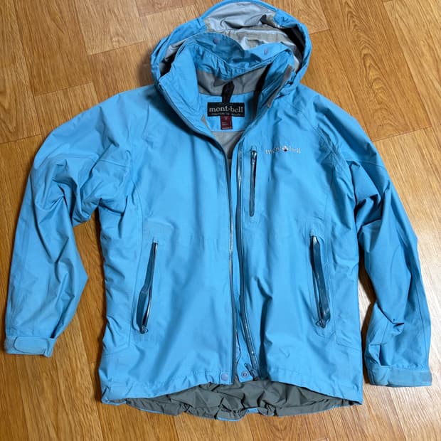 몽벨 일본판 스카이블루 바람막이
