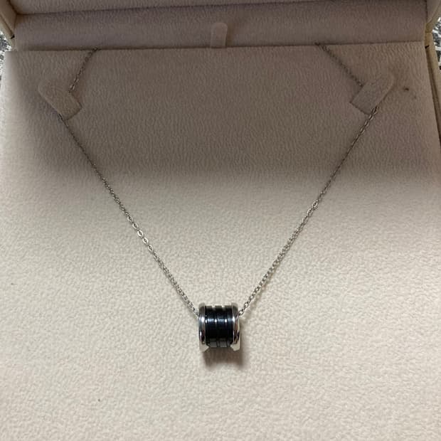 불가리 비제로원 목걸이