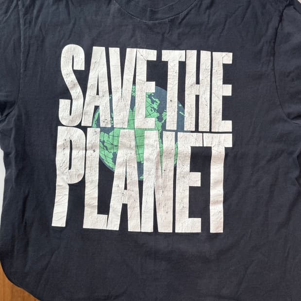 [XL] save the planet vintage tshirts