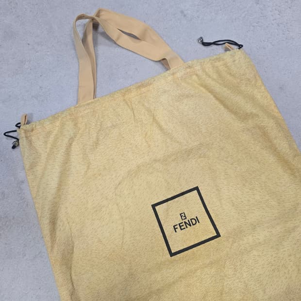 펜디 더스트 토트백