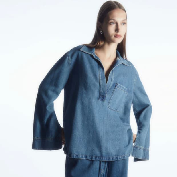 COS 칼라드 V넥 데님탑 55-66