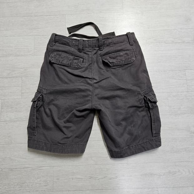 아베크롬비 카고 쇼츠 32