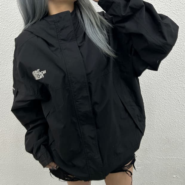 노스페이스 사이드패치 로고 블랙 후드 바람막이 2XL