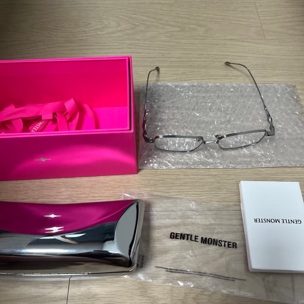 젠틀몬스터 아토믹 02