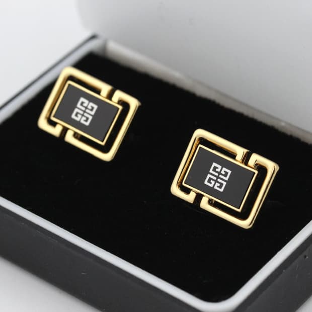 지방시 A+등급 남자 명품 커프스