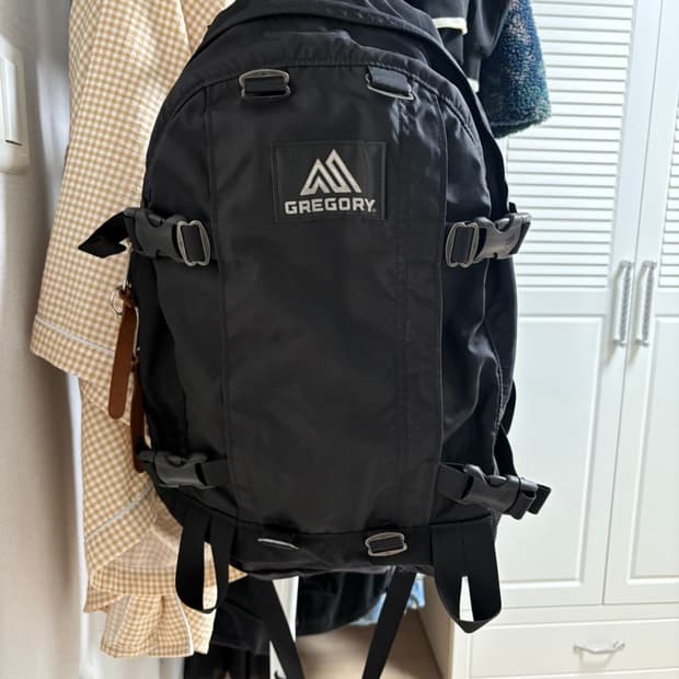 그레고리 백팩 판매합니다.