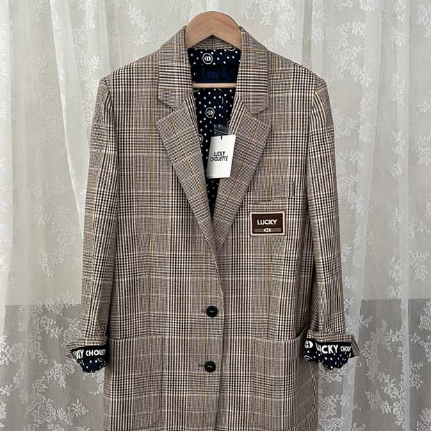 36) 새상품 럭키슈에뜨 21fw 자켓 브라운