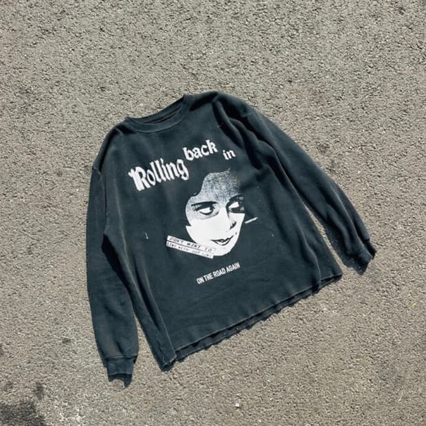 [새상품] 도넛리벤지 salt gg 써멀 티 1