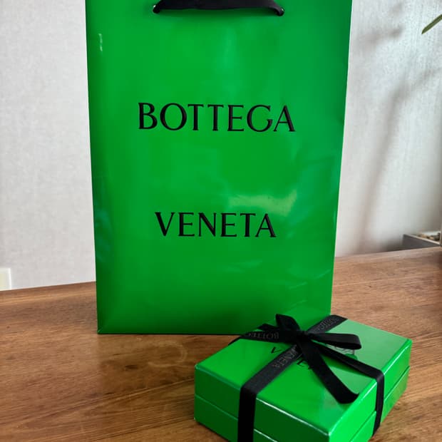 보테가 베네타 인트레치아토 반지갑