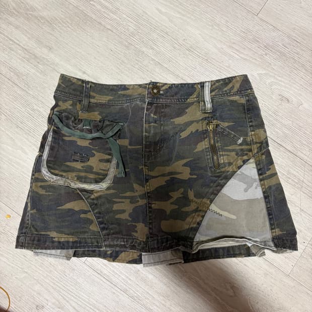 카모 밀리터리 스커트 치마 아케호무 와투케 펑크 갸루 빈티지
