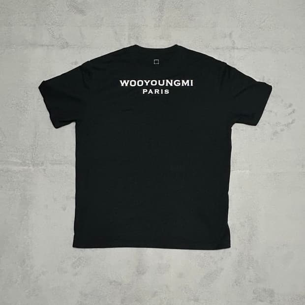 우영미 백로고 반팔