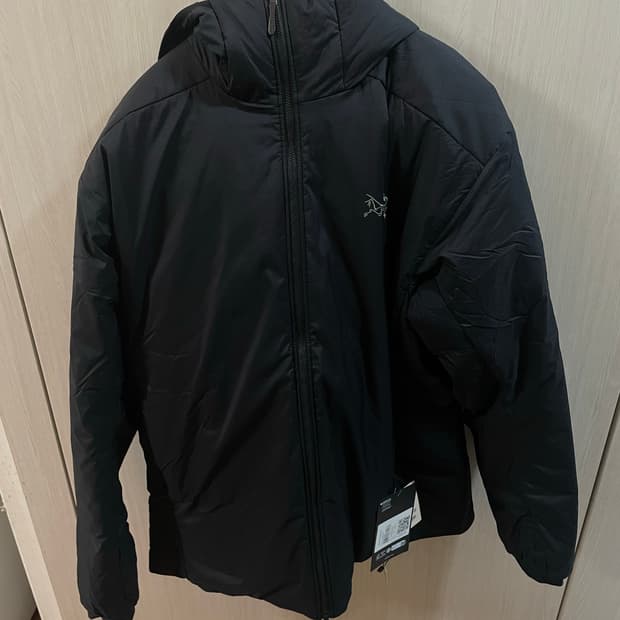 아크테릭스 아톰 SV 후디