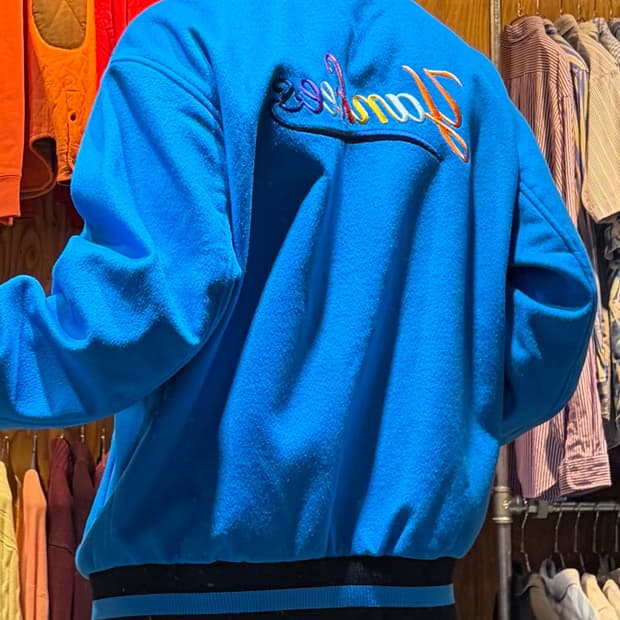 L MLB 뉴욕양키스 컬러 빅로고 라이트블루 울 바시티