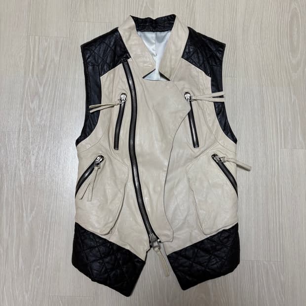 락시크 양가죽 베스트