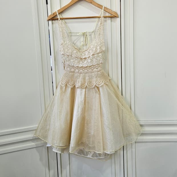 레이스 페어리 샴페인 드레스 원피스