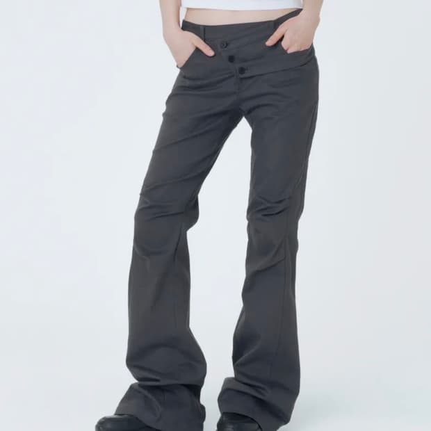 구해요) 미세키서울 Diagonal strap bootcut pants