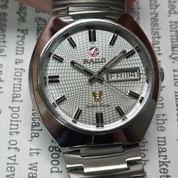 레어] 빈티지 라도 골든호스 데이데이트 희귀 거미줄판 브레이슬릿 ver.