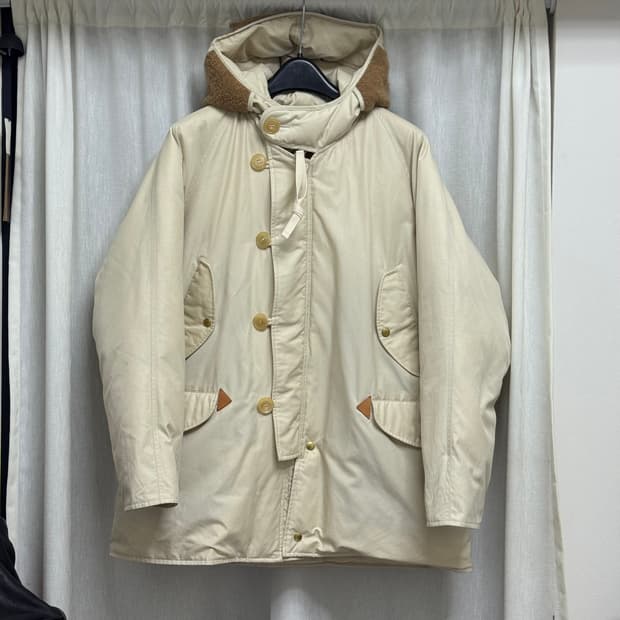 2사이즈) 헤릴 CWU-8/P 아이보리 패딩