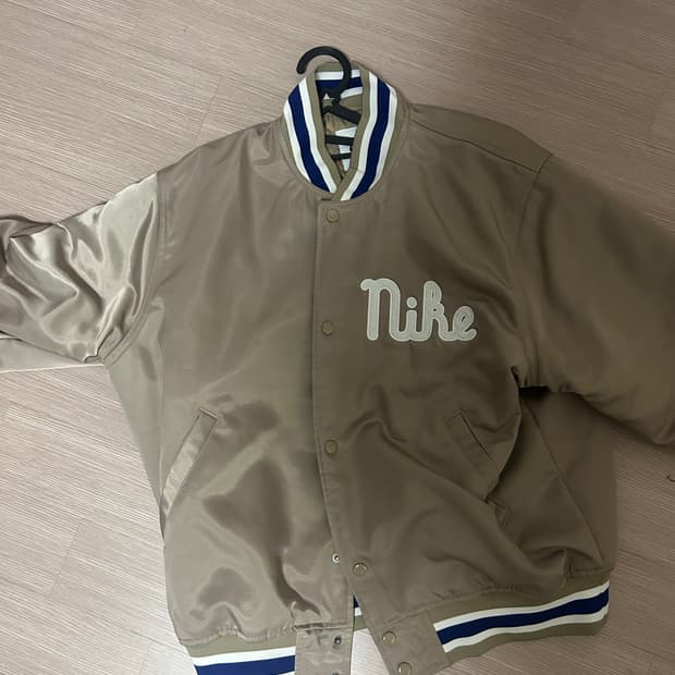 나이키 야구점퍼 L 상태S