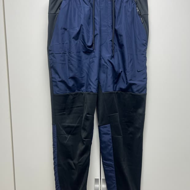 나이키 트레이닝 팬츠 M 새상품