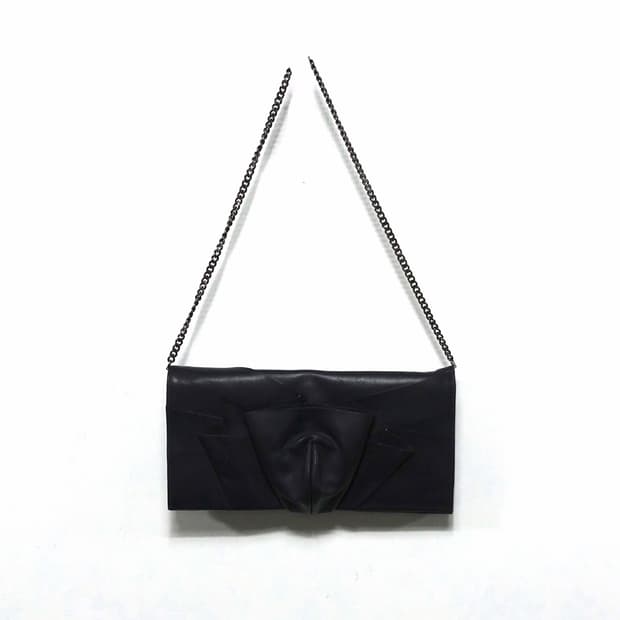 KUHO 구호 드레이프 레더 클러치 체인 숄더백