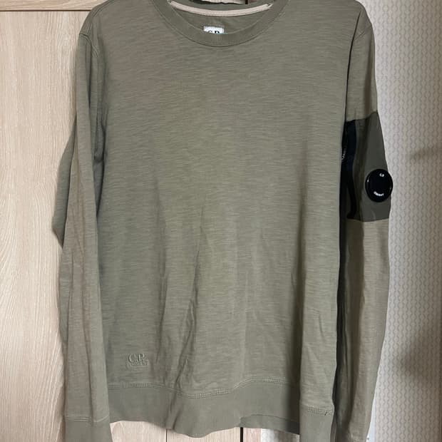 Cp컴퍼니 씨피컴퍼니 올리브 카키 롱 렌즈 롱슬리브