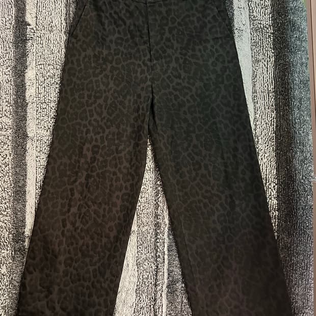 윤세 와이드 레오파드 팬츠
