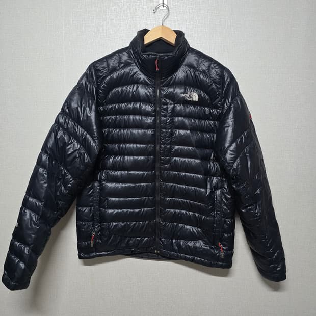 노스페이스 구스다운  블랙 경량 패딩 자켓 사이즈 100