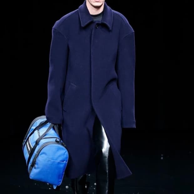 <구매> [46,48] 발렌시아가 스테로이드 카 코트