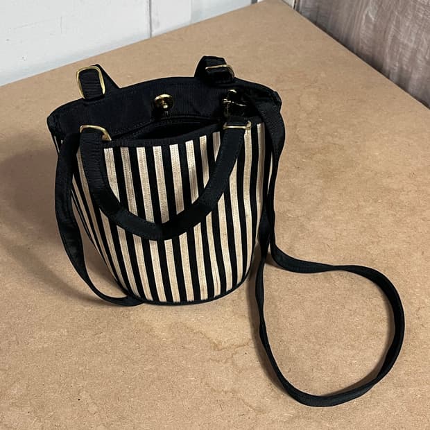 살바토레 페라가모 스트라이프 캔버스 미니 토트백