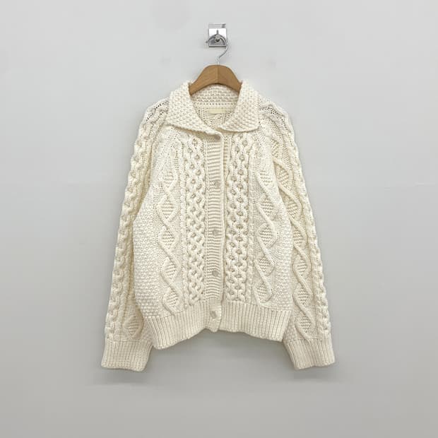 에이치모드 꽈배기가디건 아이보리