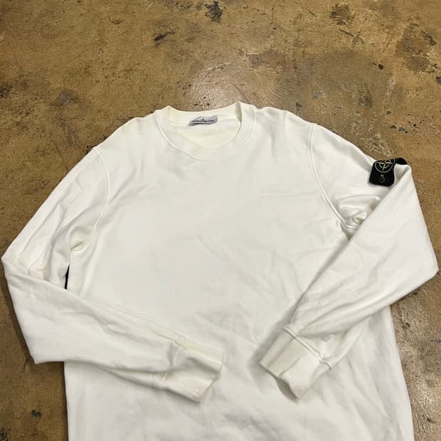 [정품/XL] 스톤아일랜드 화이트 와펜 맨투맨 b17