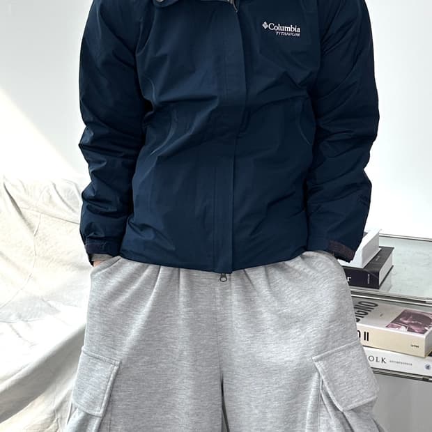 컬럼비아 티타늄 고어텍스 바람막이 M