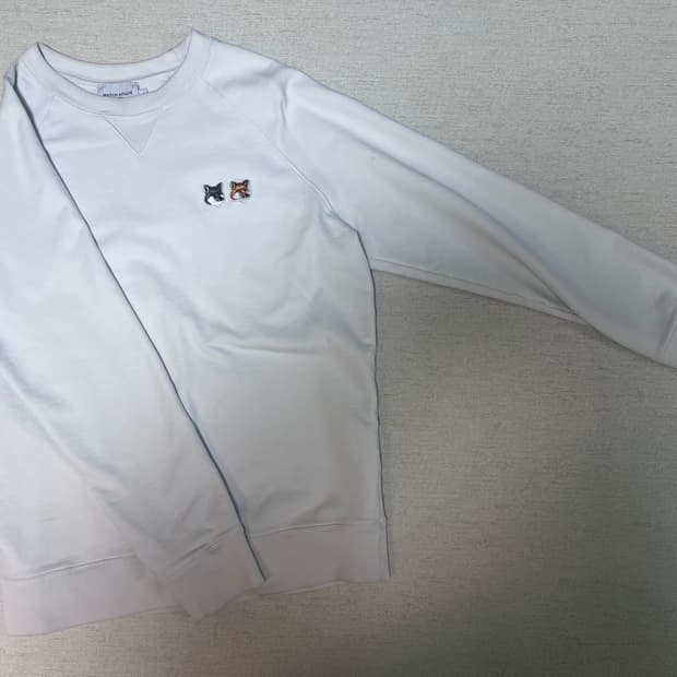메종 키츠네 더블 폭스 헤드 패치 클래식 스웨트셔츠 에크루