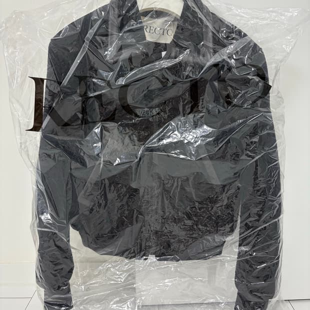 렉토 FW25 콘트라스트 점퍼